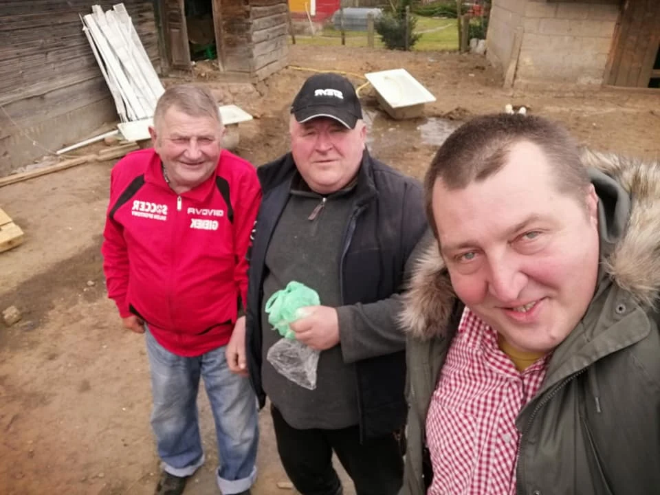 Gienek z sąsiadami  Gienek z sąsiadami