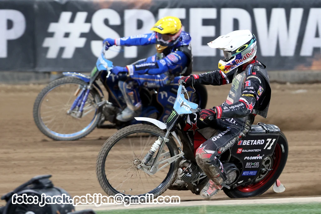 Maciej Janowski i Bartosz Zmarzlik (kask żółty) Maciej Janowski i Bartosz Zmarzlik (kask żółty)