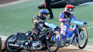 Leon Madsen (kask czerwony) i Tai Woffinden (kask niebieski)
