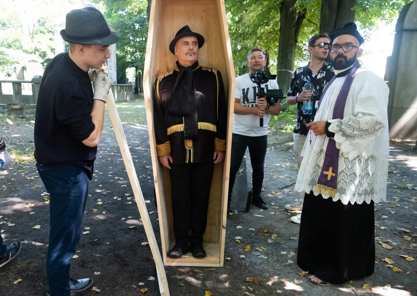 Krzysztof Krawczyk jr. i Marian Lichtman na planie "Wixy"