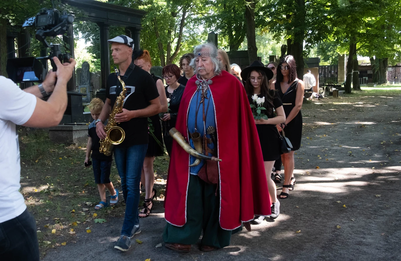 Krzysztof Krawczyk jr. i Marian Lichtman na planie "Wixy"