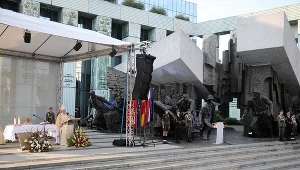 Uroczystości upamiętniające 77. rocznicę wybuchu Powstania Warszawskiego 