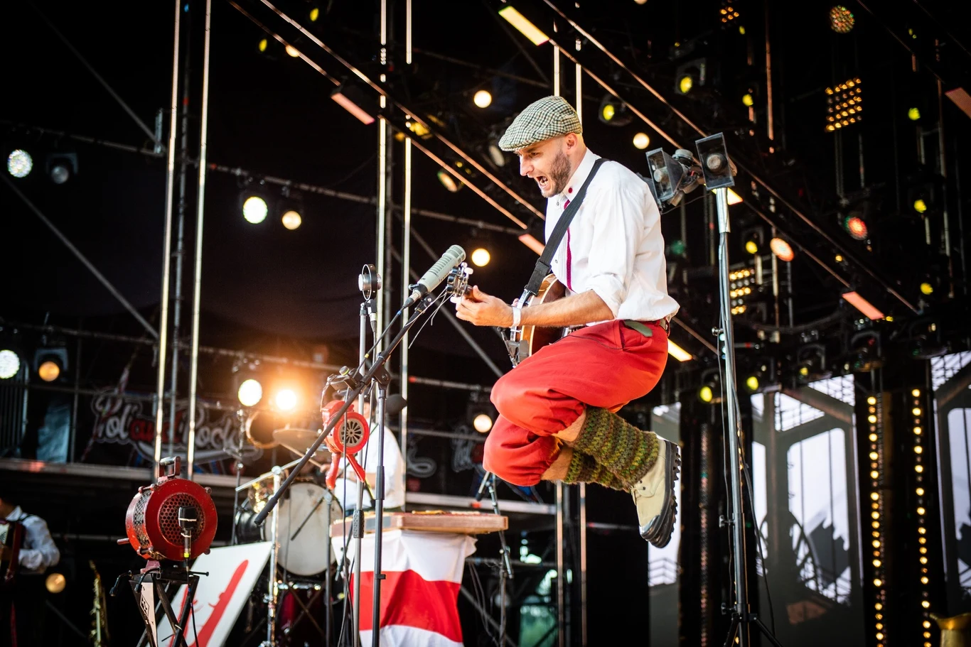 Zespół Hańba! na scenie Pol'and'Rock Festival 2021