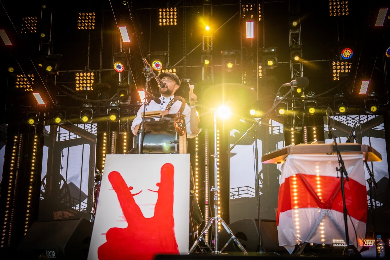 Zespół Hańba! na scenie Pol'and'Rock Festival 2021