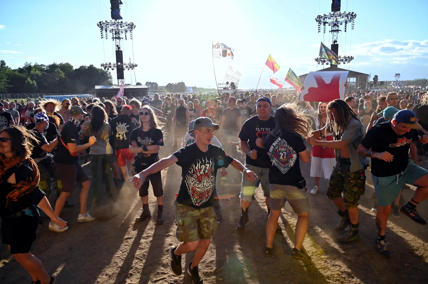 Tak bawili się uczestnicy Pol'and'Rock Festival 2021 w Makowicach-Płotach Tak bawili się uczestnicy Pol'and'Rock Festival 2021 w Makowicach-Płotach