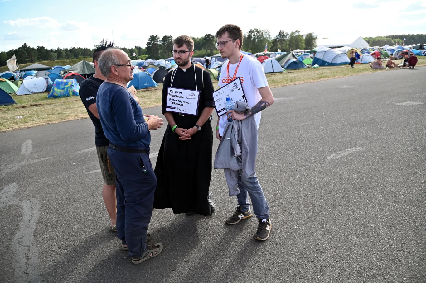 Tak bawili się uczestnicy Pol'and'Rock Festival 2021 w Makowicach-Płotach Tak bawili się uczestnicy Pol'and'Rock Festival 2021 w Makowicach-Płotach