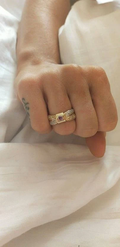 Pierścionek zaręczynowy Jessici z "Rolnik szuka żony" Pierścionek zaręczynowy Jessici z "Rolnik szuka żony"