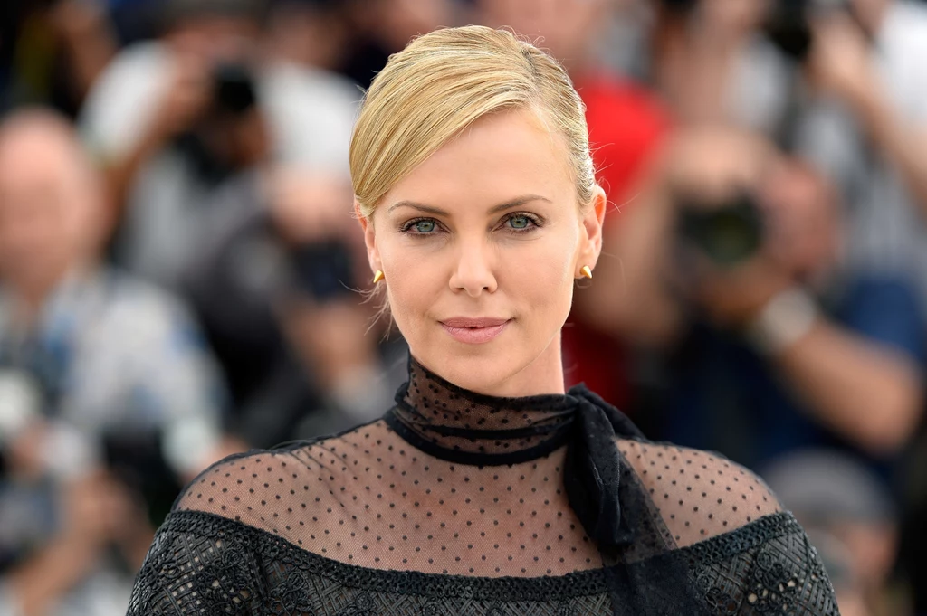 Charlize Theron pochodzi Republiki Południowej Afryki