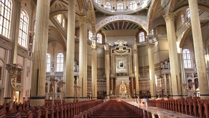 Bazylika Najświętszej Maryi Panny Licheńskiej jest największym kościołem w Polsce