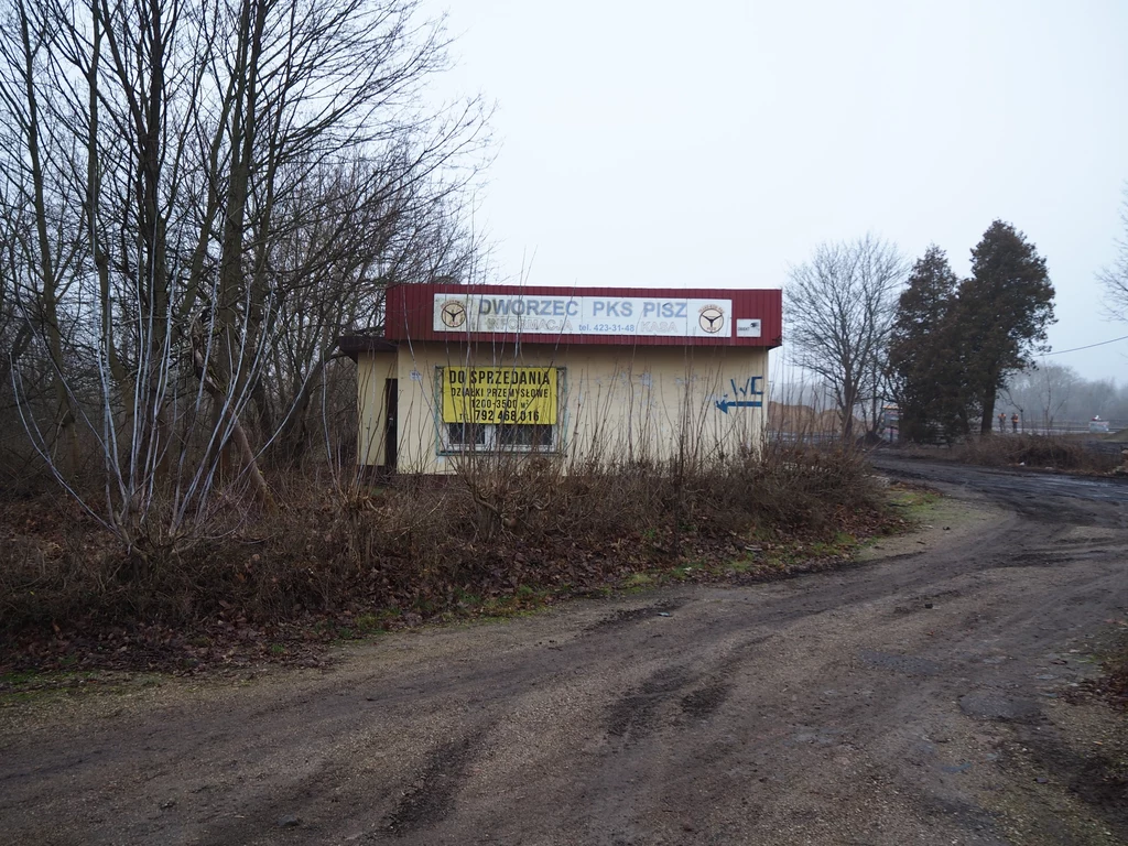 W mniejszych miastach kurczenie się transportu publicznego jest wyjątkowo dotkliwe (na zdj. Pisz )