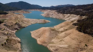 Wysycha Jezioro Oroville w Kalifornii. Przerażający efekt suszy 