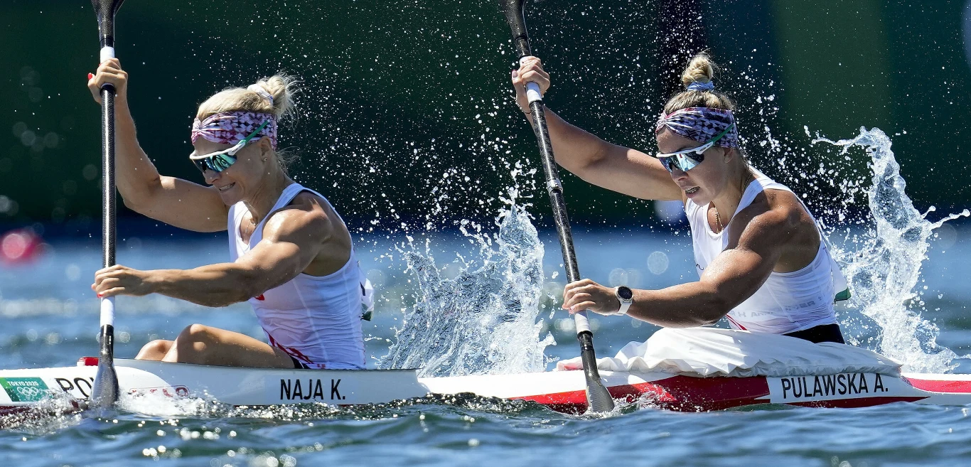 Karolina Naja i Anna Puławska