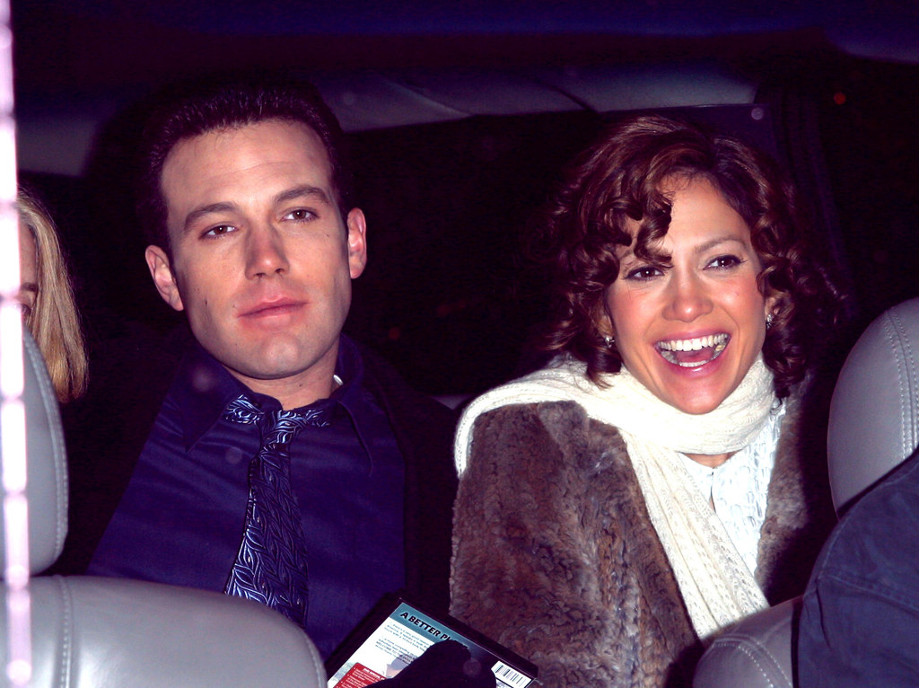 Ben Affleck i Jennifer Lopez w 2002 roku