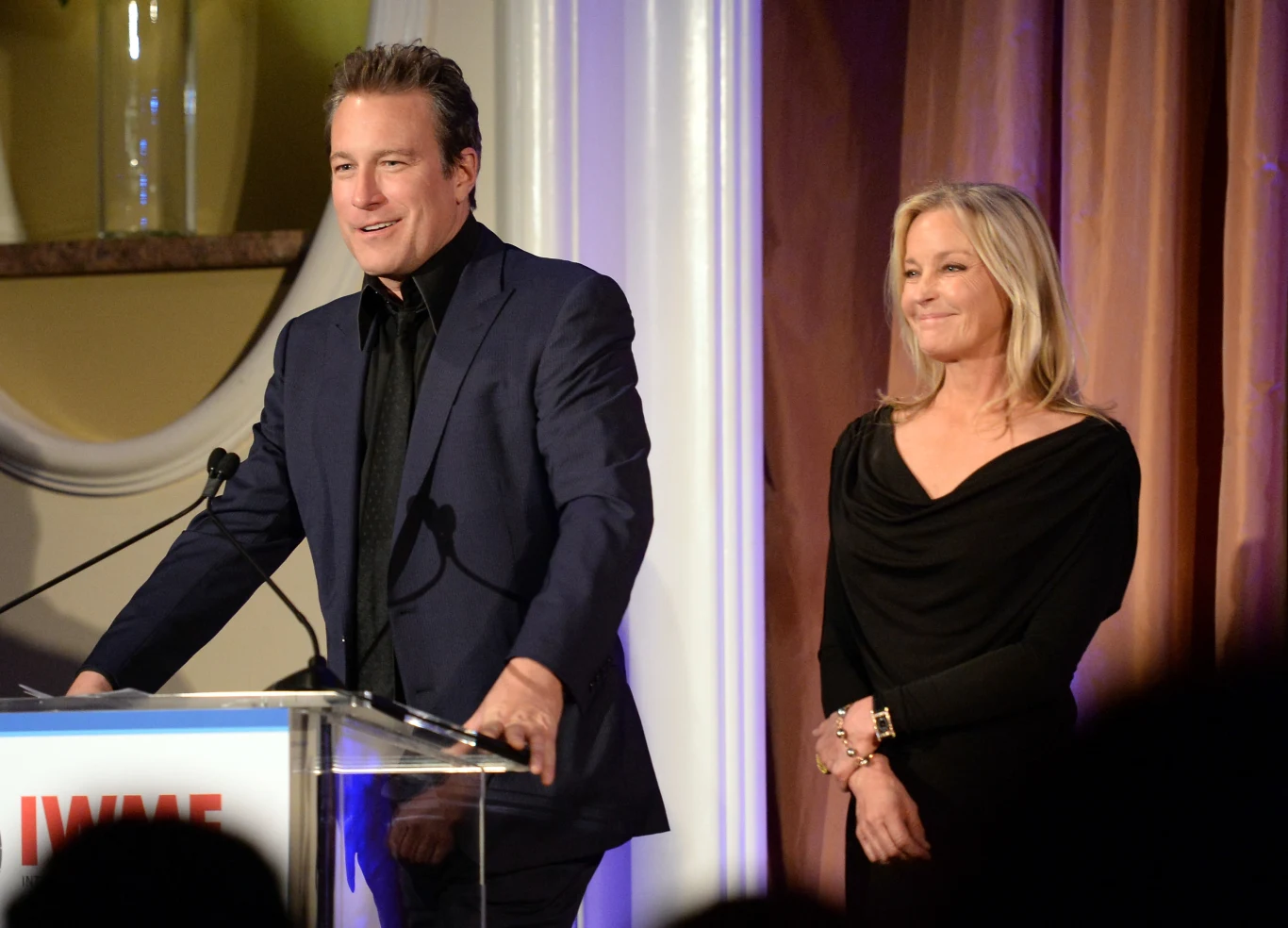  John Corbett i Bo Derek