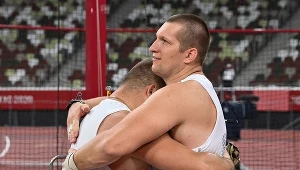 Wojciech Nowicki (z prawej) i Paweł Fajdek