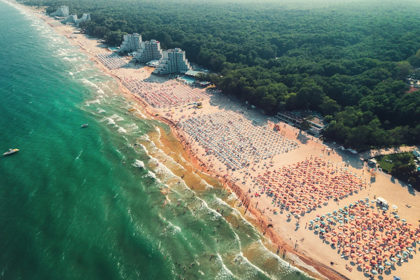 Jedna z czarnomorskich plaż w Bułgarii Jedna z czarnomorskich plaż w Bułgarii