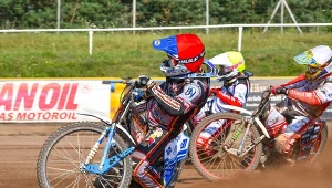 Szybka kontra Ostafińskiego i Hynka. Skończą z zawodnikami za grosze?