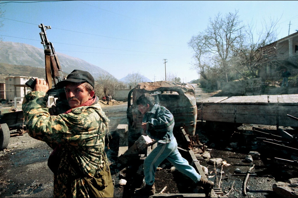 Przez kilka miesięcy w 1997 roku w Albanii zapanował zupełny chaos i bezprawie