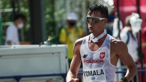 Dawid Tomala na trasie chodu