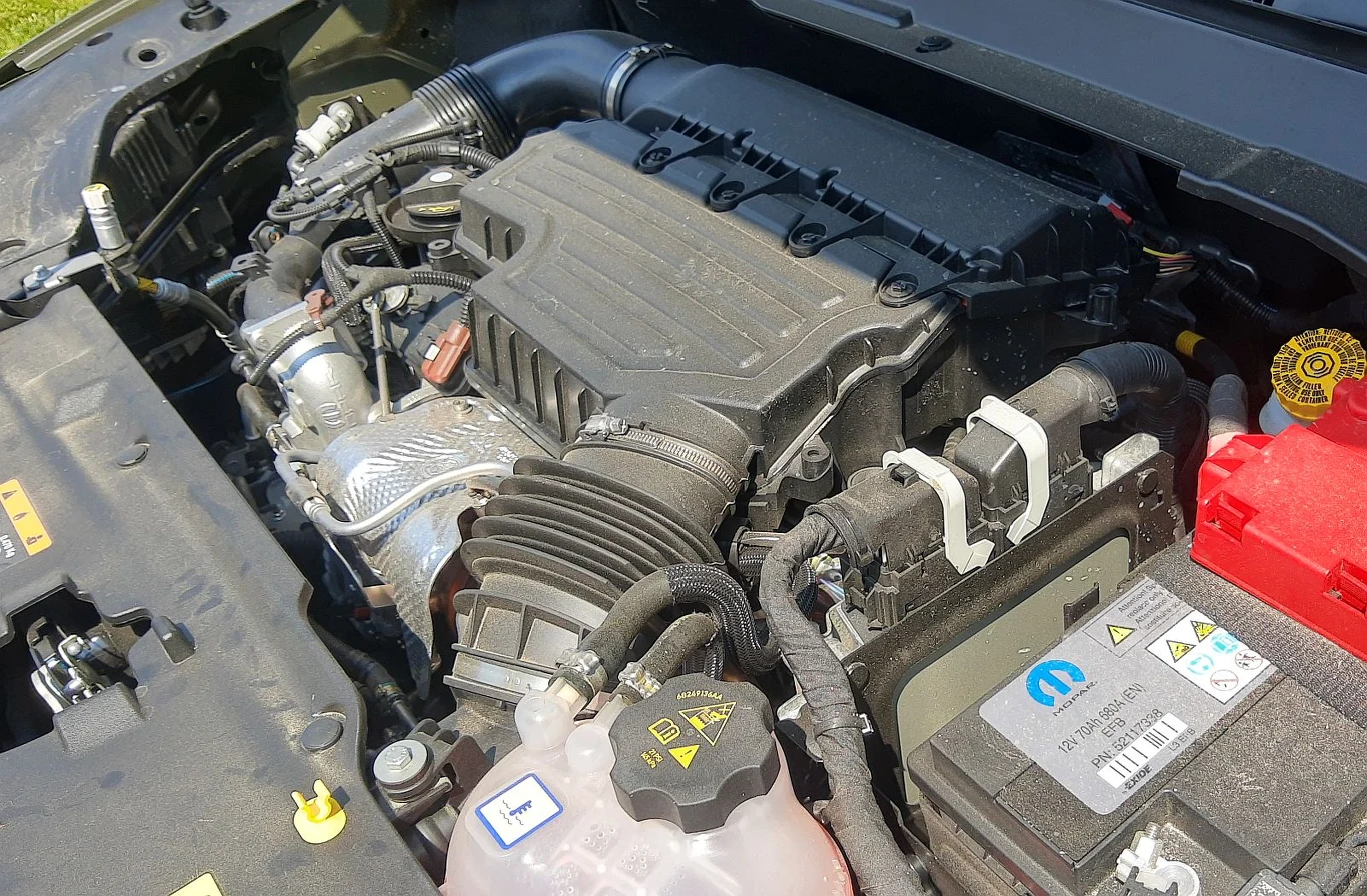 Benzynowe 1.3 l o mocy 150 KM radzi sobie z autem całkiem sprawnie. Warunek? Aktywny tryb sport!