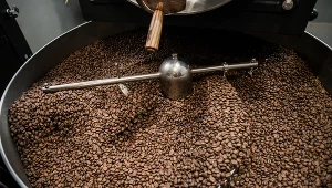 Kawa znika z półek, a ceny szaleją – co kryje się za tym kryzysem? (zdj. ilustracyjne)