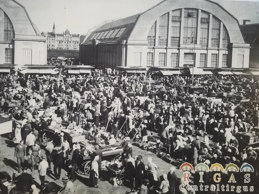Targowisko Centralne w Rydze tętni życiem jak dawniej. Leżące nad Dźwiną hale służyły podczas I wojny światowej jako hangary na sterowce