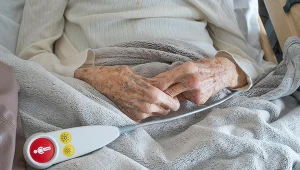 Siedmiu zaszczepionych seniorów zmarło po zakażeniu odmianą wariantu Kappa koronawirusa