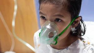 Amerykańscy i brytyjscy lekarze są zaniepokojeni nietypową falą infekcji wirusem RSV