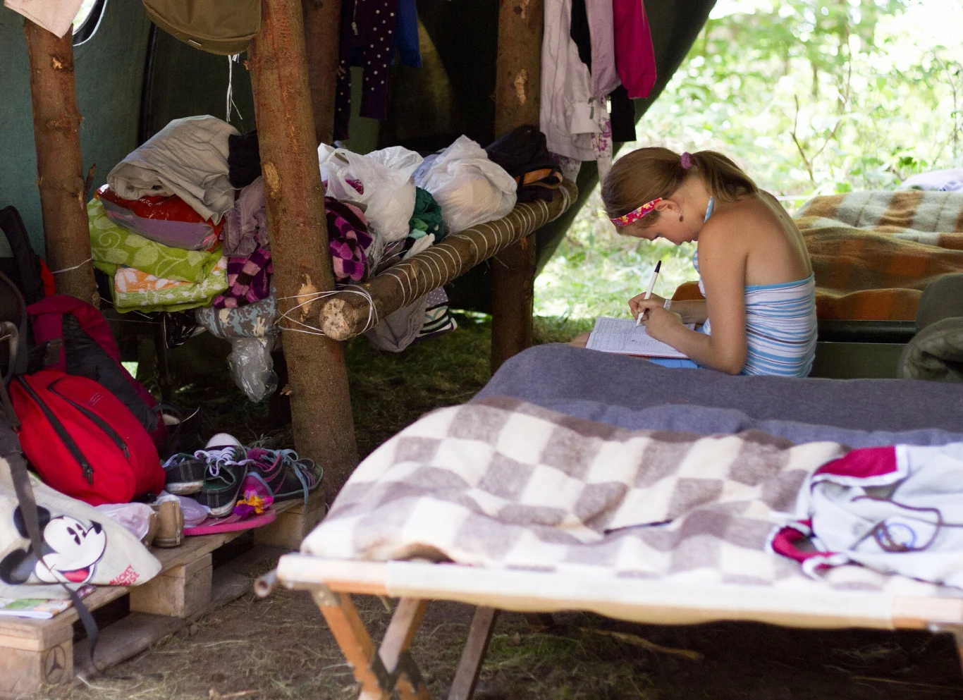 Przygotuj dziecko na to, że może odczuwać tęsknotę - to zupełnie normalne Przygotuj dziecko na to, że może odczuwać tęsknotę - to zupełnie normalne