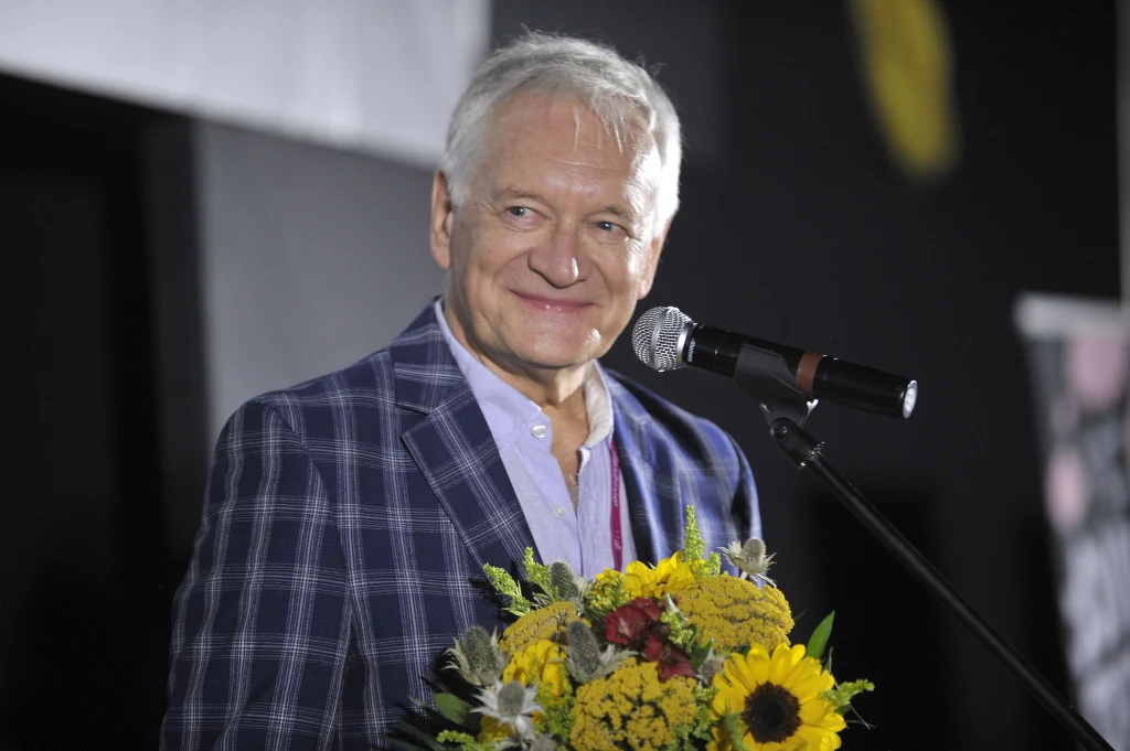Andrzej Seweryn zagra drag queen w serialu Netflixa