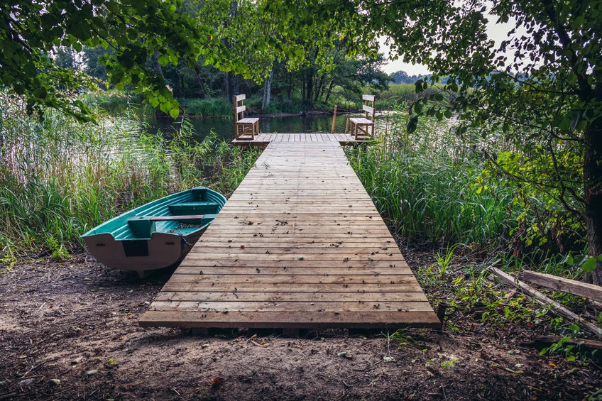 Urocze jeziorko w Kretowinach, w powiecie ostródzkim Urocze jeziorko w Kretowinach, w powiecie ostródzkim