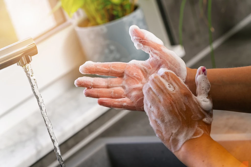Zasady prawidłowego mycia rąk