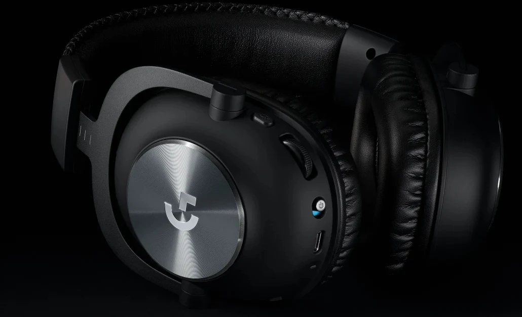 Zestaw słuchawkowy Logitech G PRO X Wireless powstał z myślą o najbardziej wymagających graczach. Przy jego projektowaniu wykorzystano doświadczenie i wiedzę wielu profesjonalnych zawodników ze świata esportu. 