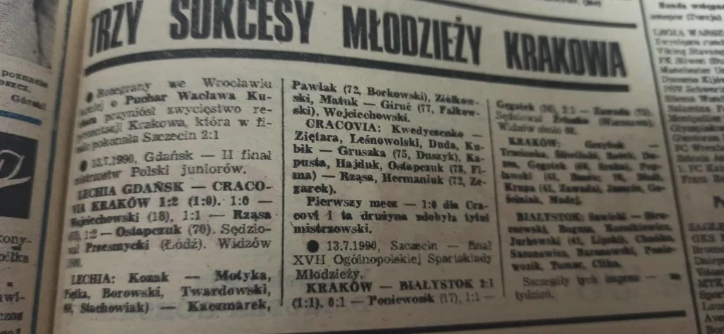 "Piłka Nożna" z 17 lipca 1990 r. "Piłka Nożna" z 17 lipca 1990 r.