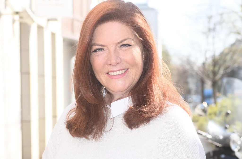 Pasją Katarzyny Dowbor jest jeździectwo. Dziennikarka kocha konie! Ma dwa w swojej posiadłości Pasją Katarzyny Dowbor jest jeździectwo. Dziennikarka kocha konie! Ma dwa w swojej posiadłości