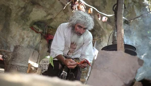 Panta Petrović od ponad 20 lat mieszka w jaskini 