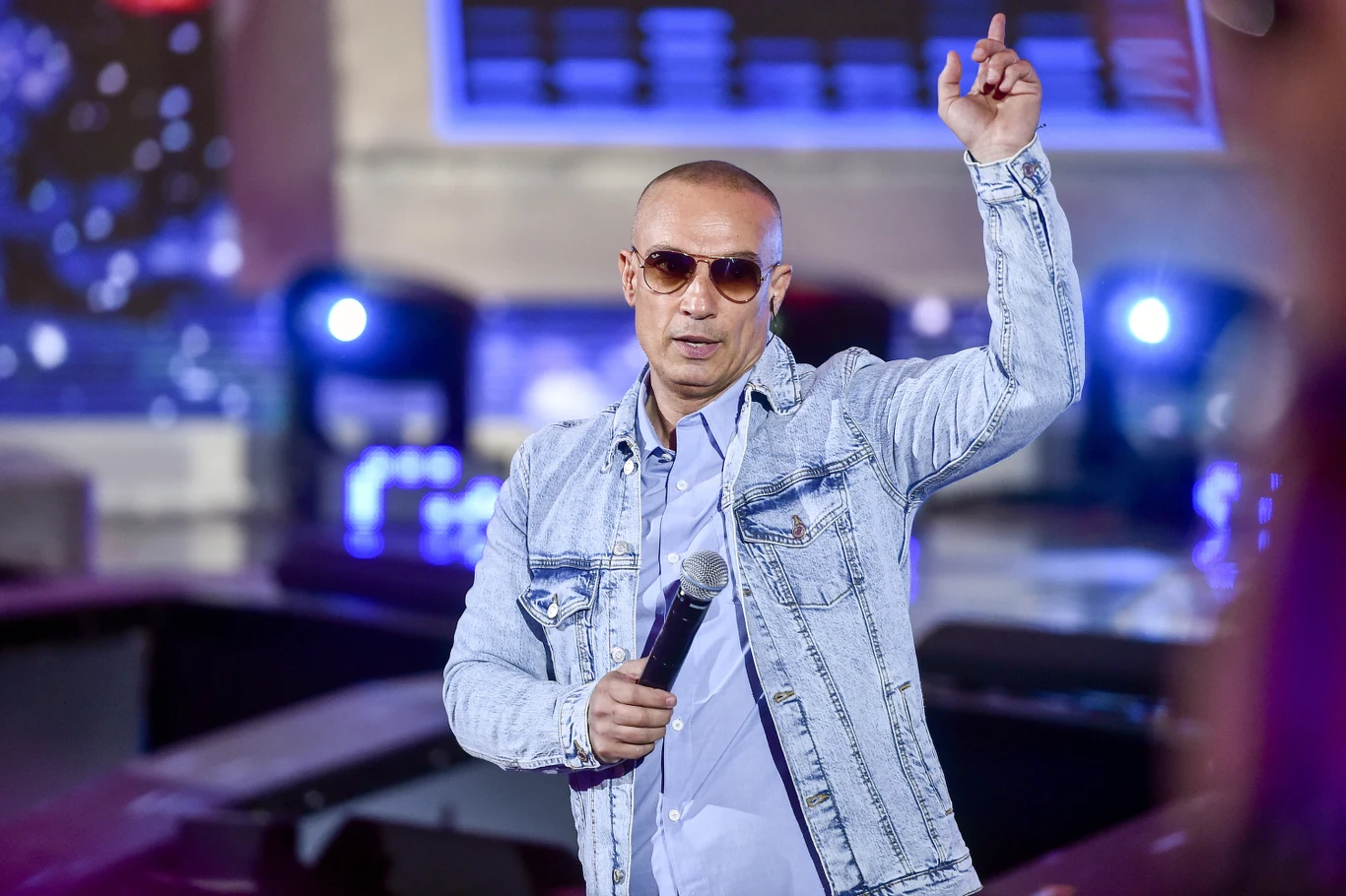 Jacek Stachursky przypomniał swój hit "Typ niepokorny".