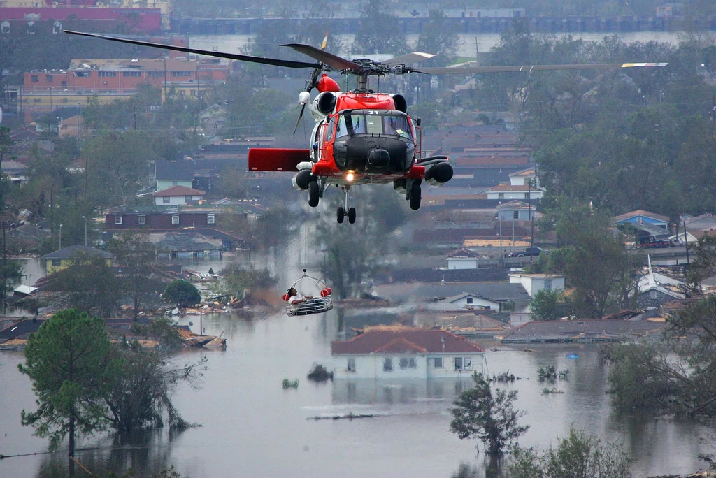 Wolno przemieszczający się huragan Katrina był jednym z najbardziej niszczycielskich w USA