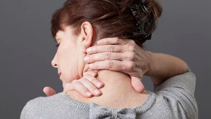 Wdowi garb miały nasze babki. Teraz szpeci coraz młodsze kobiety