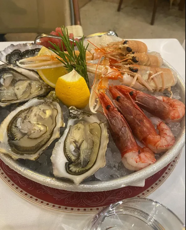 Julia Wieniawa, fot. https://www.instagram.com/juliawieniawa/