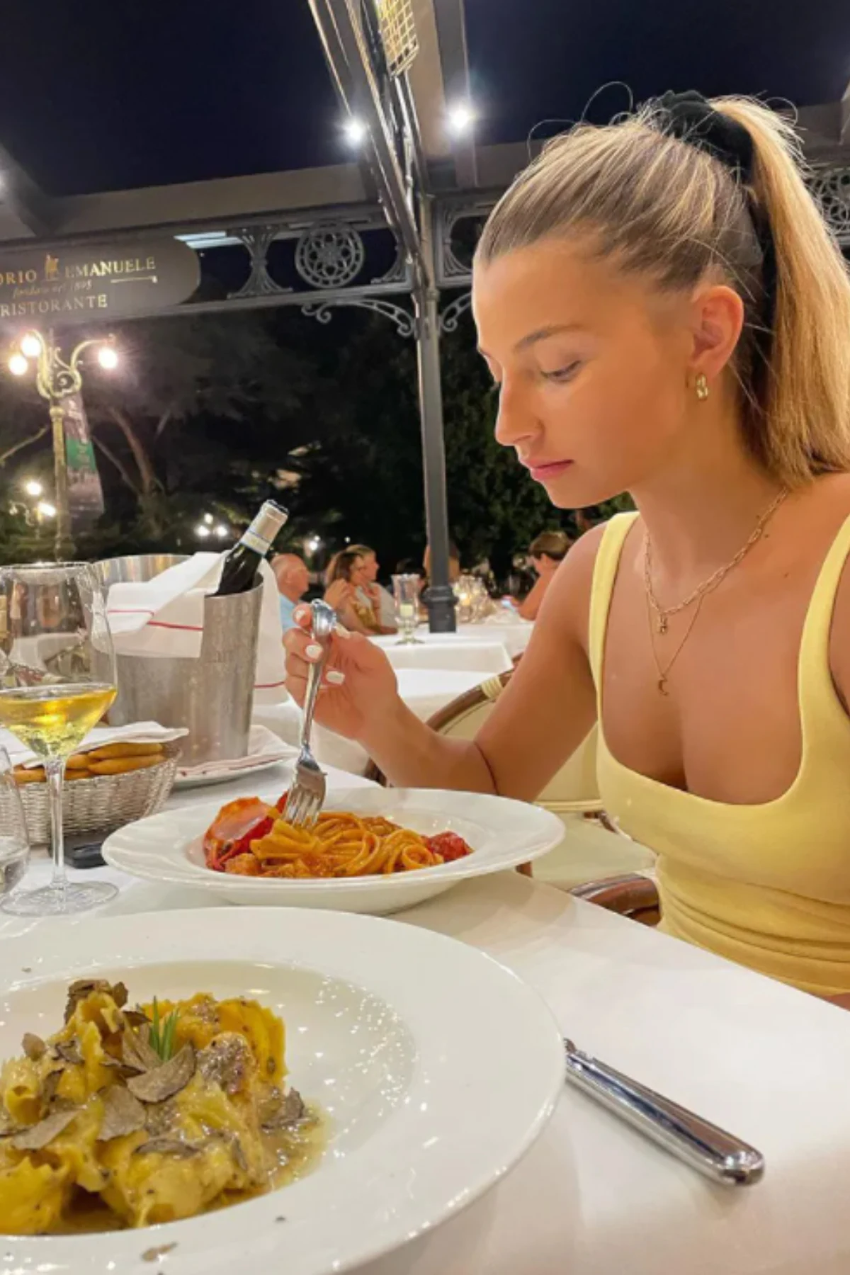 Julia Wieniawa, fot. https://www.instagram.com/juliawieniawa/ Julia Wieniawa, fot. https://www.instagram.com/juliawieniawa/