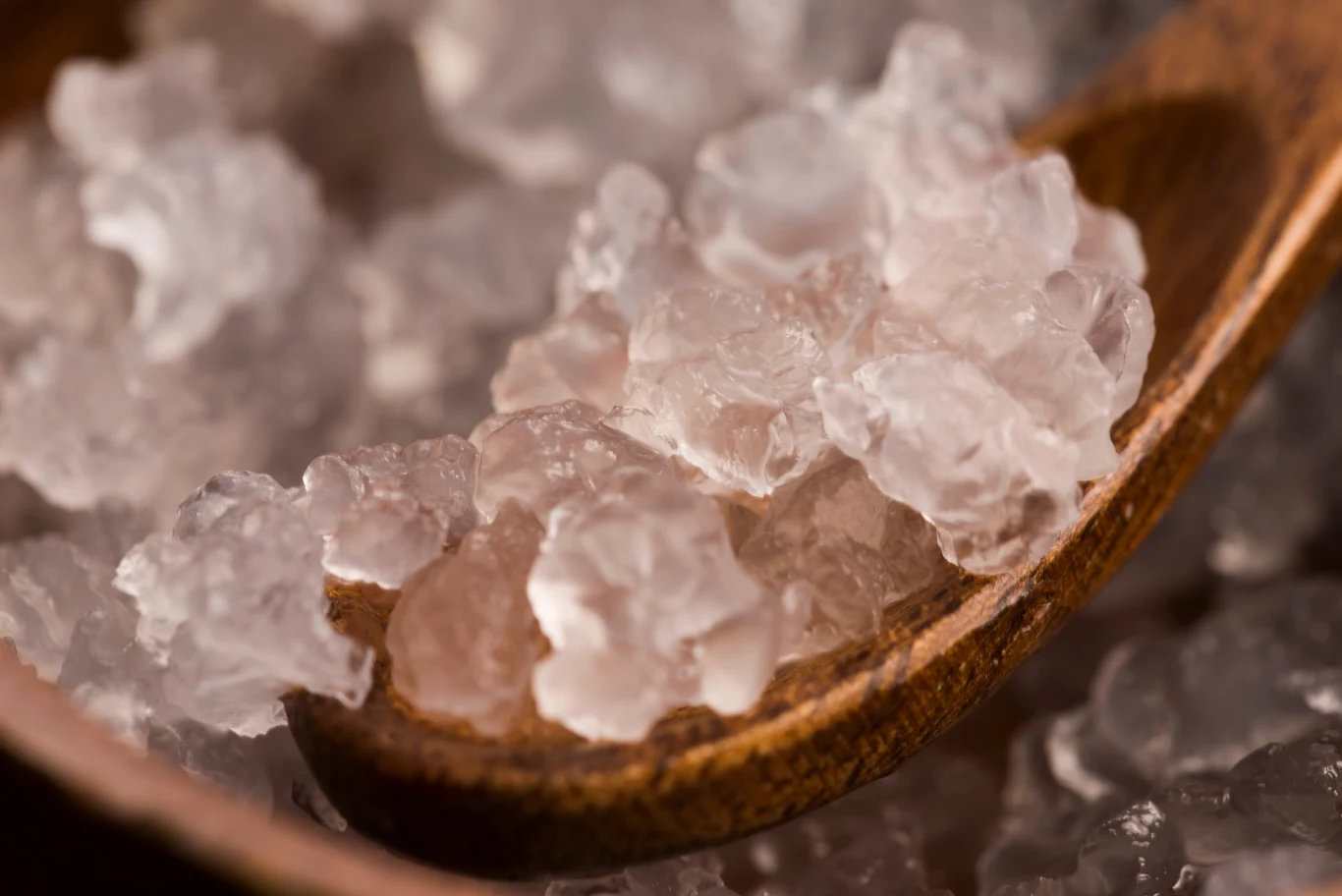 Kefir wodny ma łagodny, orzeźwiający smak, możesz dodać do niego dowolne owoce