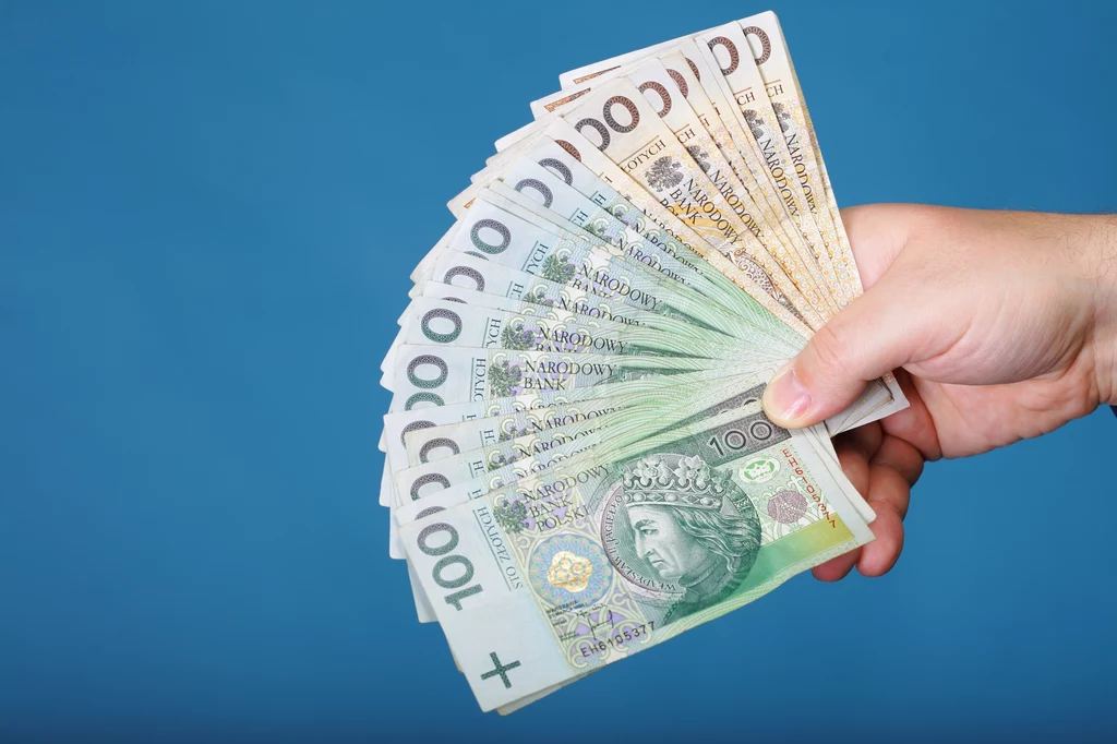 Dofinansowanie ferii zimowych. Ci rodzice mogą dostać 900 zł.