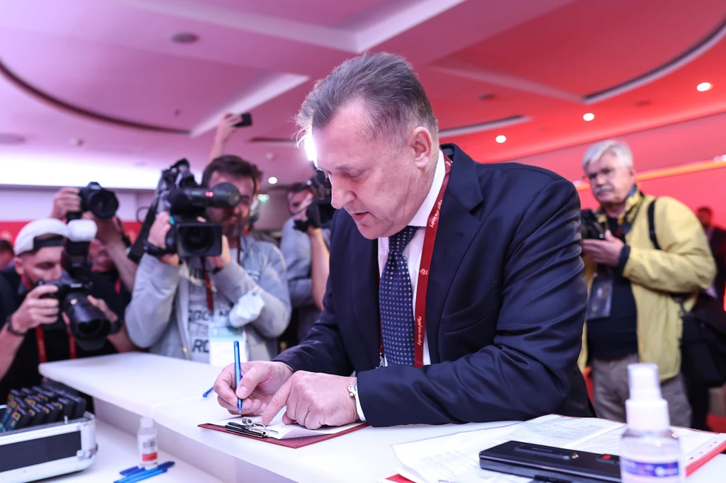 Cezary Kulesza nowym prezesem PZPN-u Cezary Kulesza nowym prezesem PZPN-u