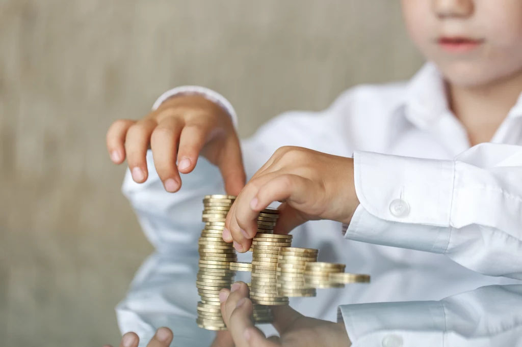 Wprawka szkolna staje sie coraz droższa - rosną ceny