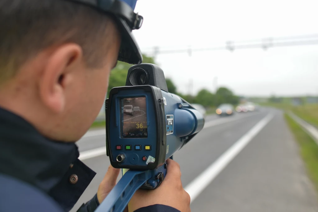 Polskie mandaty na tle Europy nie są wysokie. Podobnie jak zarobki...