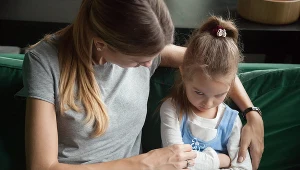 Masz do siebie pretensje, że nie jesteś matką idealną? Niepotrzebnie, nikt nią nie jest