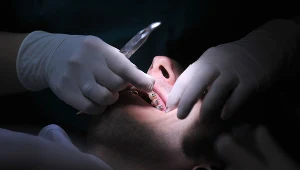 Dentysta z Rawicza przyjmował pacjentów mając 2,5 promila alkoholu