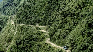 Yungas Road: Najbardziej niebezpieczna droga świata