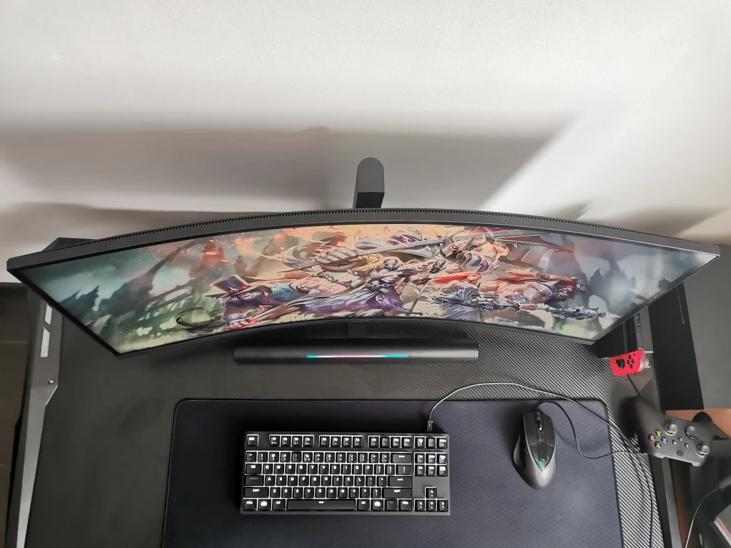 Monitor nie jest idealny - czas reakcji mógłby być lepszy, ale oferowana jakość stoi nadal na bardzo przyzwoitym poziomie, a samo urządzenie, to bardzo ciekawa opcja, która powinna sprostać wymaganiom większości graczy. Monitor nie jest idealny - czas reakcji mógłby być lepszy, ale oferowana jakość stoi nadal na bardzo przyzwoitym poziomie, a samo urządzenie, to bardzo ciekawa opcja, która powinna sprostać wymaganiom większości graczy.